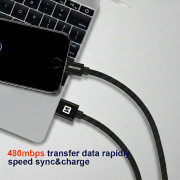 Kabel do ładowania i przesyłania danych Swissten Textile USB / Micro USB 1,2 m