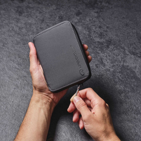 Etui na dokumenty LifeVenture Rfid Mini Travel Wallet