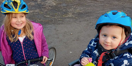 Jak zapewnić dzieciom rozrywkę, aby rodzice nie zwariowali 