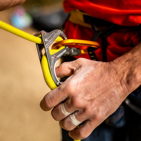 Pomoc do asekuracji Singing Rock Rama Set