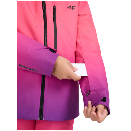 Dziecięca kurtka zimowa 4F Technical Jacket F1199 Multicolour