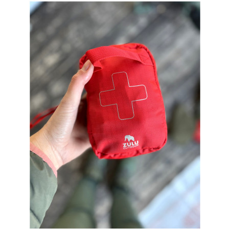 Pusta apteczka pierwszej pomocy Zulu First Aid M