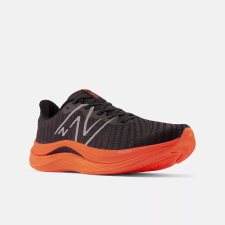 Buty męskie New Balance Fuel Cell Propel v4 czarny/pomarańczowy Black with dragonfly