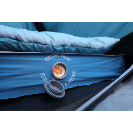 Samopompująca się karimata Vango Shangri-La II 10 Grande