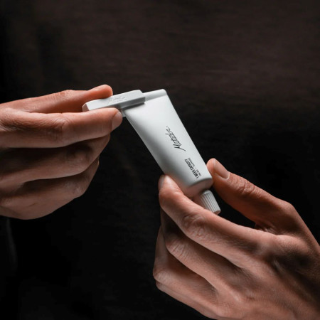 Gadżet podróżny Matador Refillable Toothpaste Tube