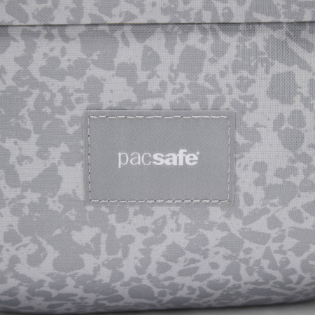 Nerka Pacsafe GO sling pack
