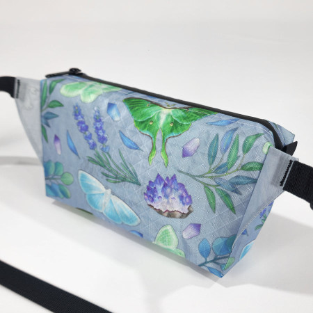 Nerka High Tail Designs Fanny Pack Nocturna