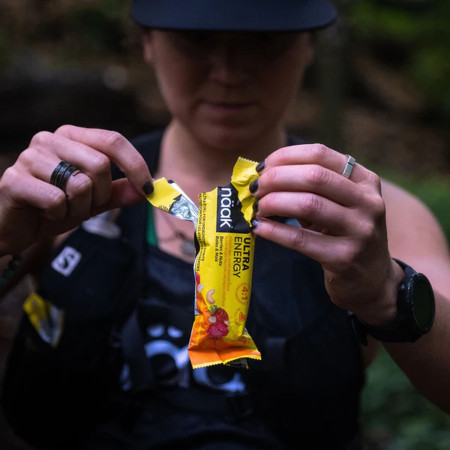 Batony energetyczne Näak Berries & Nuts - Ultra Energy™ Bar