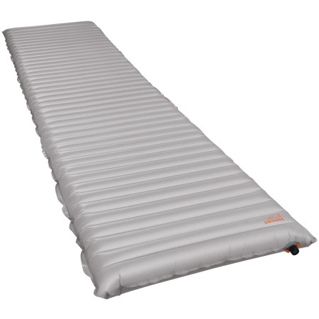 Nadmuchiwany materac Therm-a-Rest NeoAir XTherm Max Regular Wide zarys Vapor