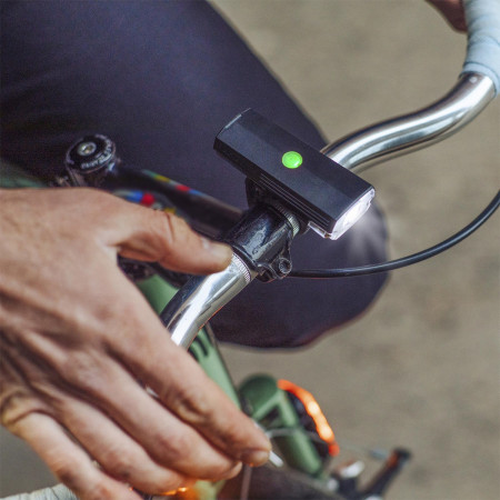 Przednia lampka Blackburn Dayblazer 550