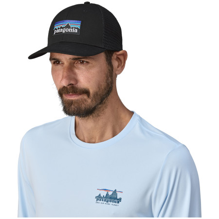 Bejsbolówka Patagonia P-6 Logo Trucker Hat