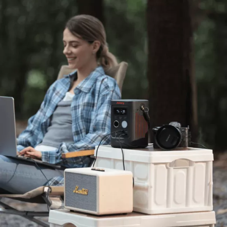 Przenośna stacja zasilania Jackery Explorer 300D